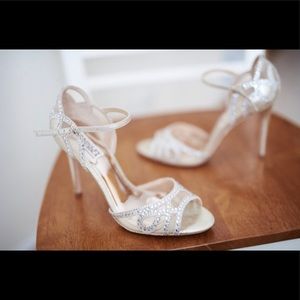 Badgley Mischka Tansy Heels Size 9